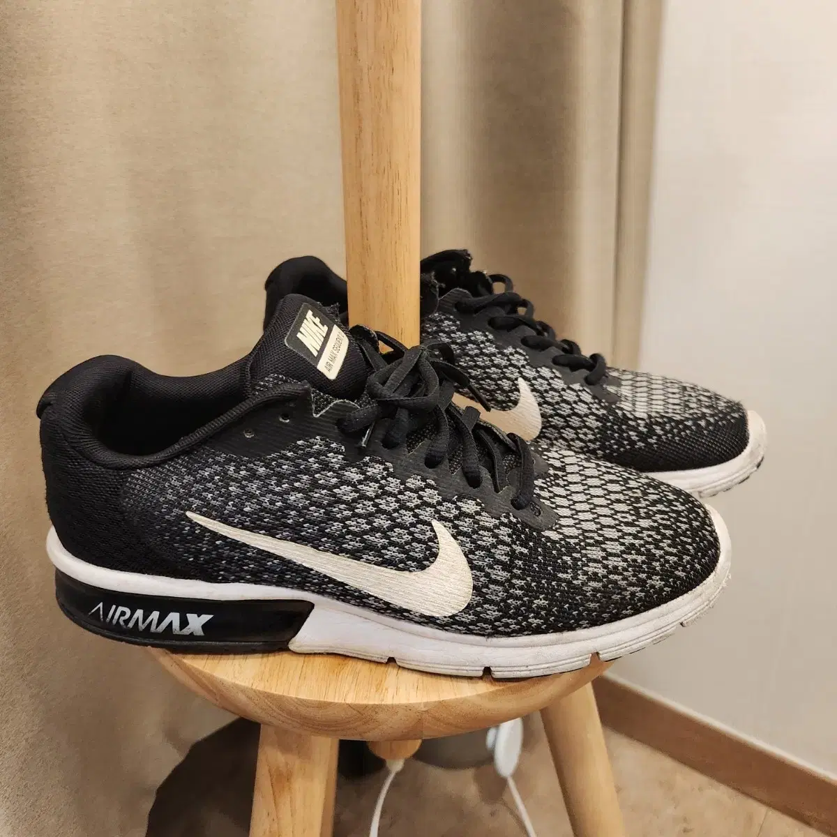 나이키에어맥스Nike AIR Max Sequent 2(260)