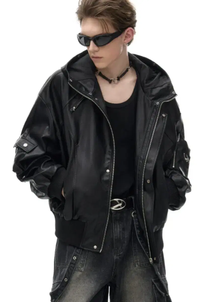 Fur and leather bomber jacket (fur detachable)