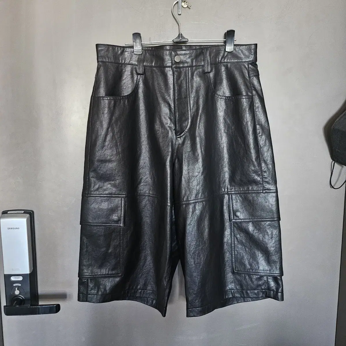 New arrivals Studio Tomboy Leather Cargo Shorts 84-97