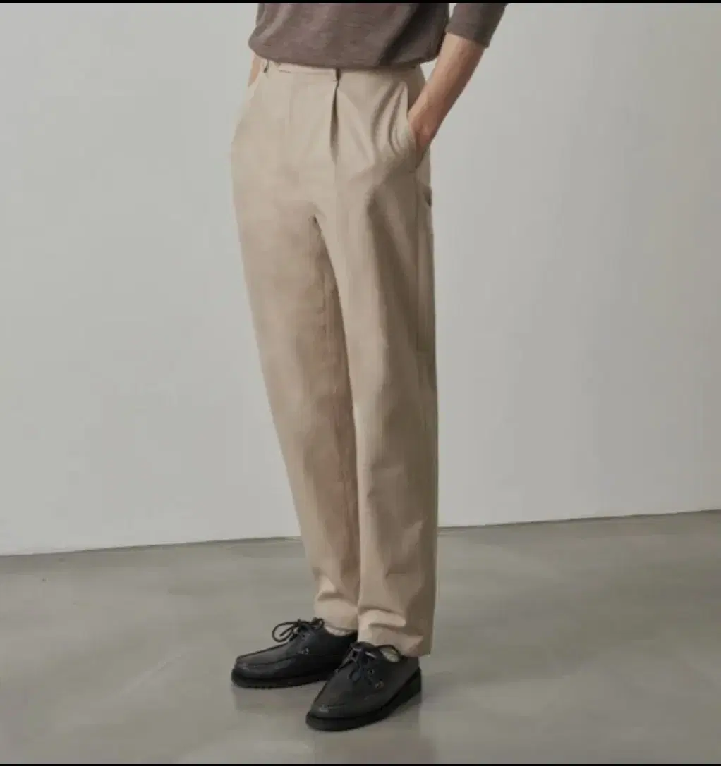 Somerset Tapered Chino Pants