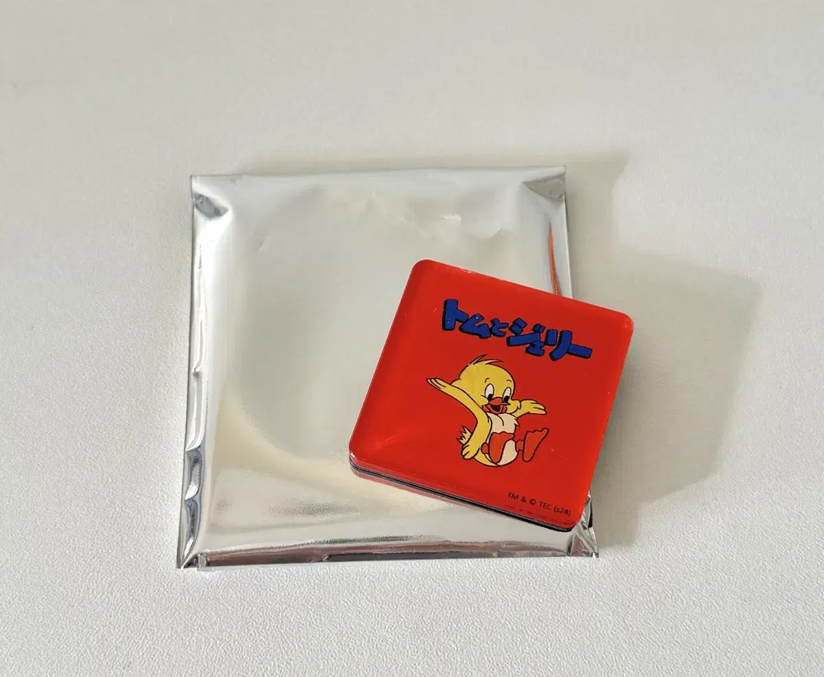 Tom and Jerry Random Magnet