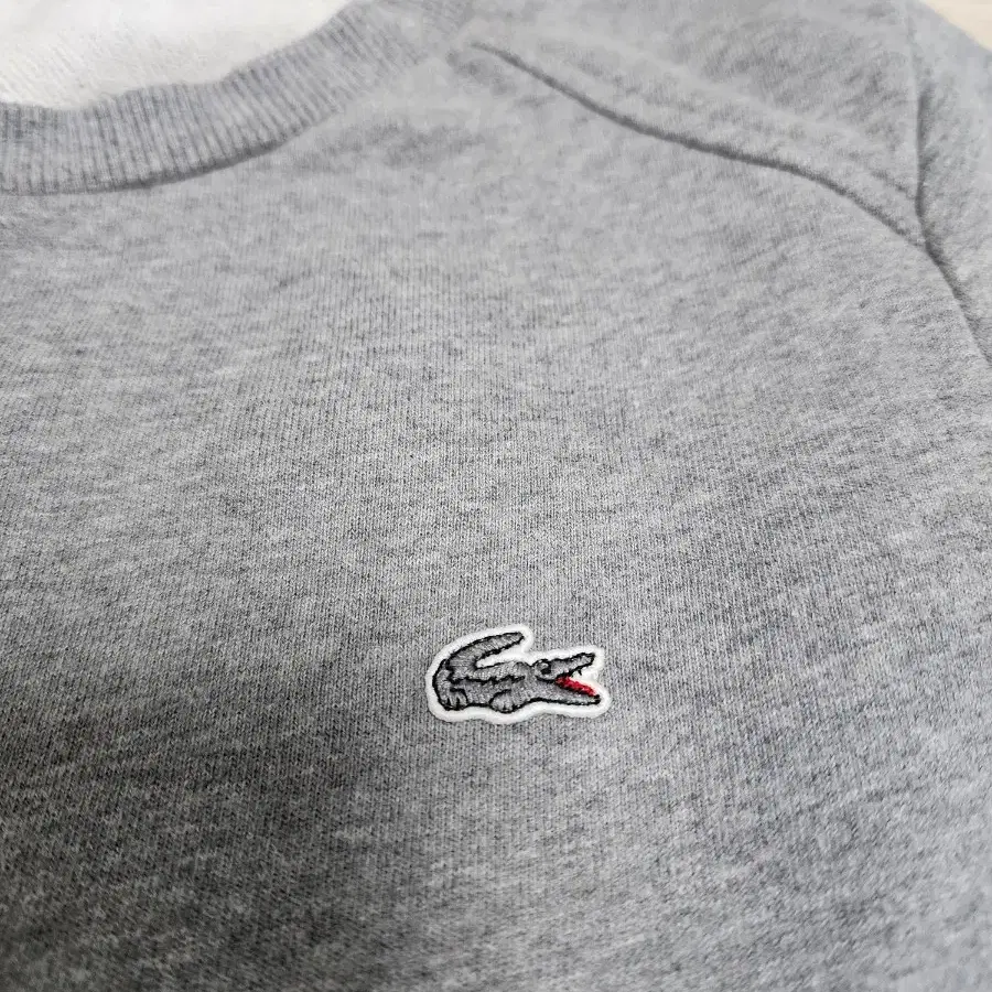 라코스테 lacoste 스웻 셔츠