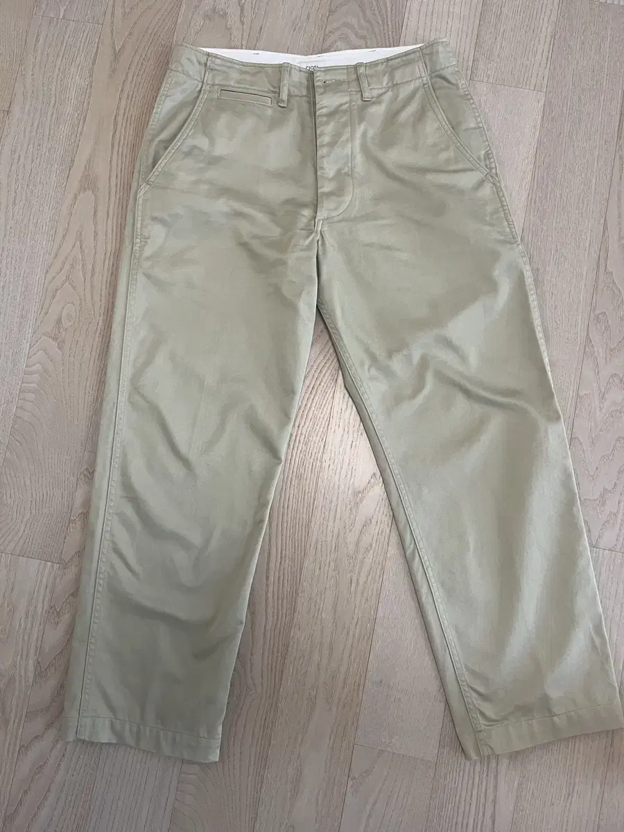 CIOTA CIOTA / Soobin Cotton Weapon Chino Pants Beige / Size 4