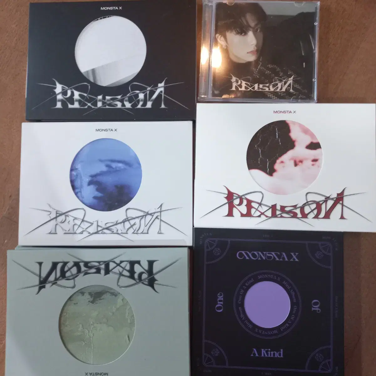 Monsta X monstax album Rizen OneOpka Disposal 1000 won each