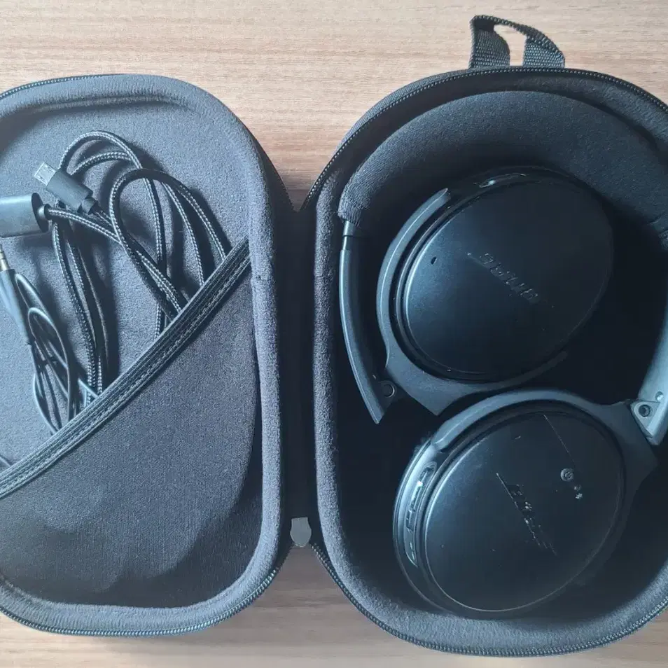 BOSE 보스 QC35 2 헤드폰