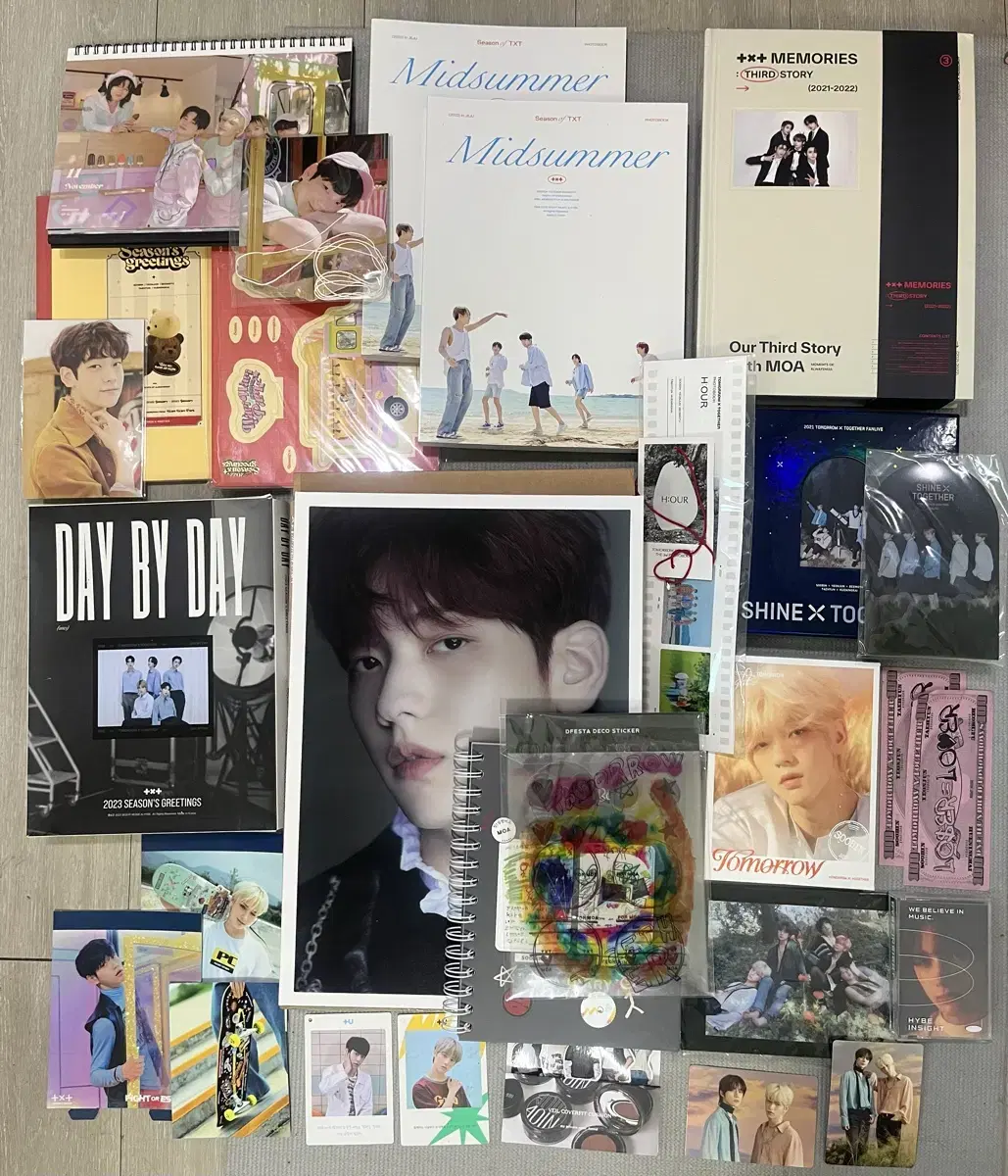 WTS for unsealed TUBATOO album merchandise