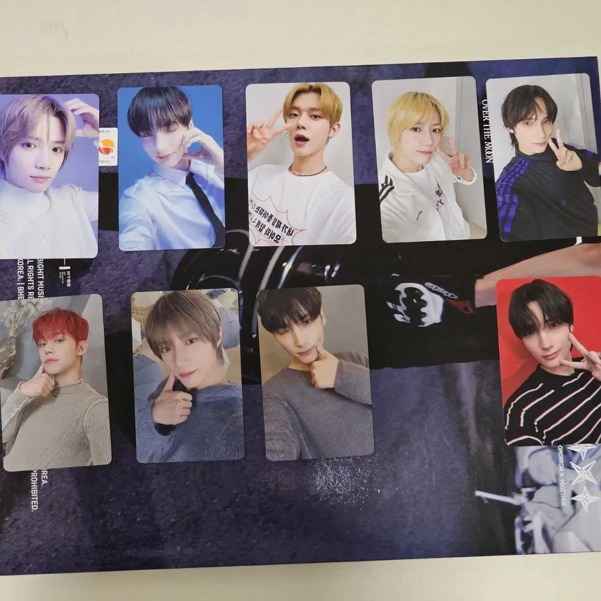 TXT txt star chair sanctuary photocard Studio dance showcase etc.