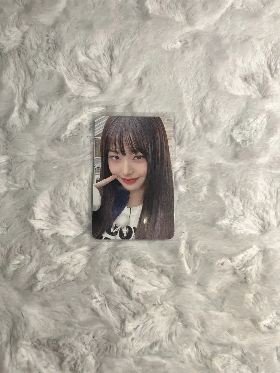 ive wonyoung mein with muu photocard wts