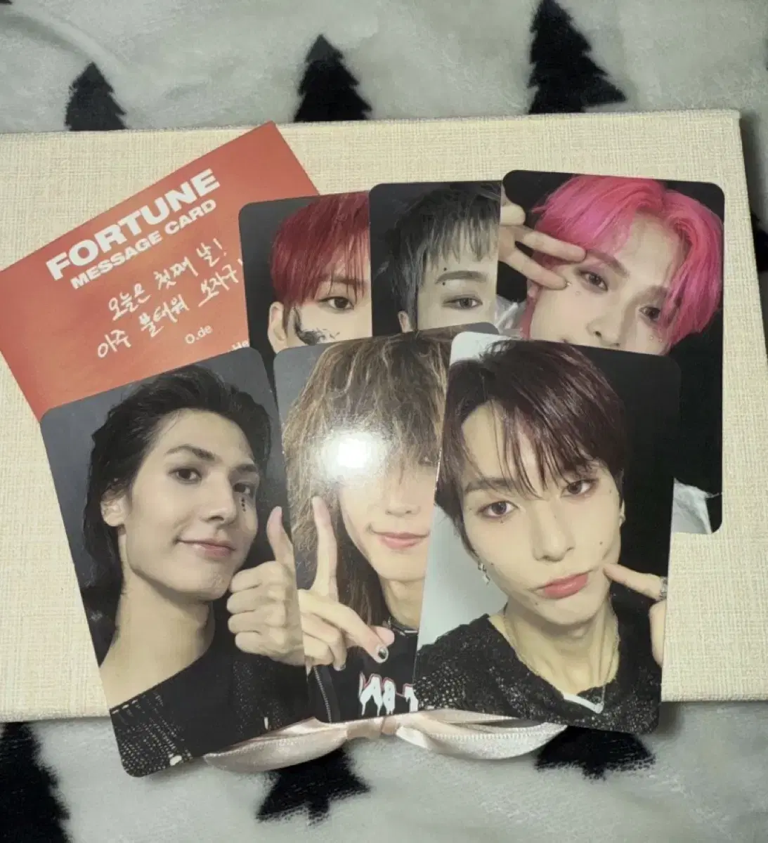 First con admission to XD's Live & Fall photocard + eau de parfum message card wts!