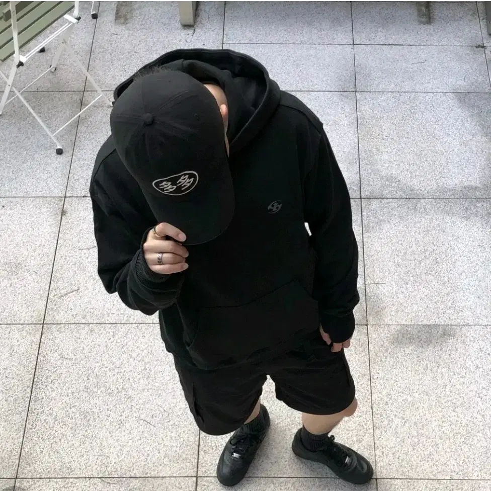 산산기어 23fw logo hoodie black 2싸이즈