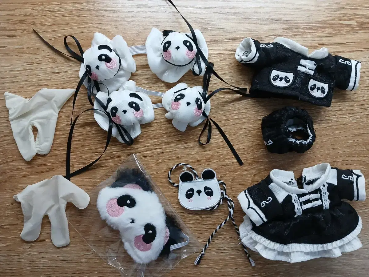 10cm PandaKitchenettes Xiaolongbao Panda Hat Pants Skirt Somyi Doll Clothes