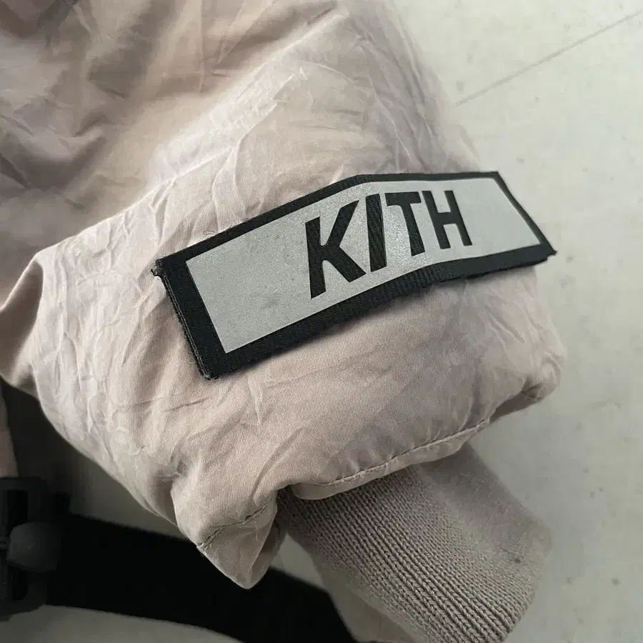 Kith 키스 구스다운 패딩 점퍼 L