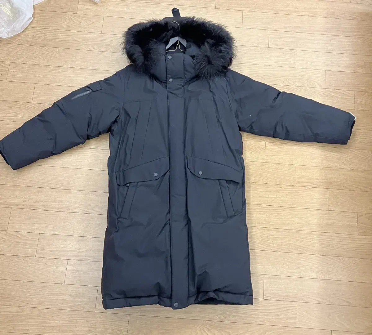 Kohl's Antatica Long Black 105 (2018, worn less than 10 times)