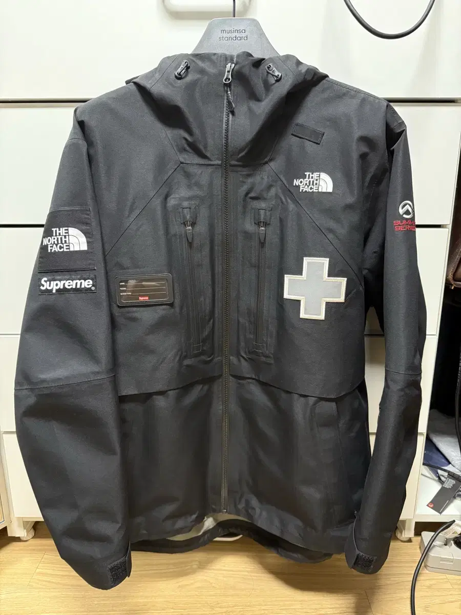 Supreme x The North Face Rescue Jacket Black Large