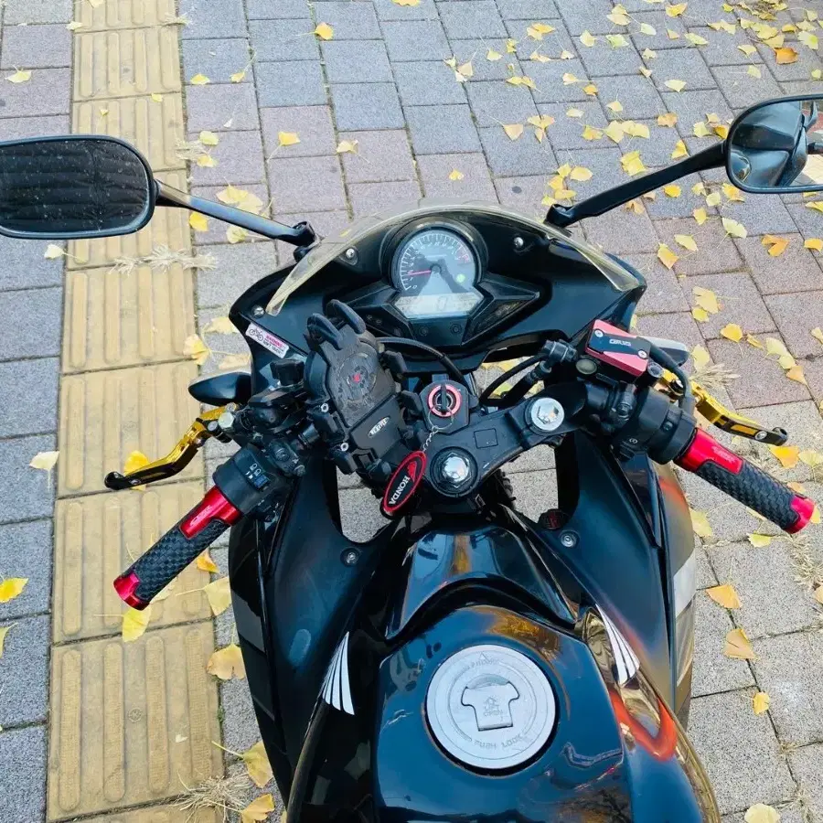 혼다 CBR125 2만km 블랙컬러 컨디션 좋은 깔끔한 바이크 저렴하게