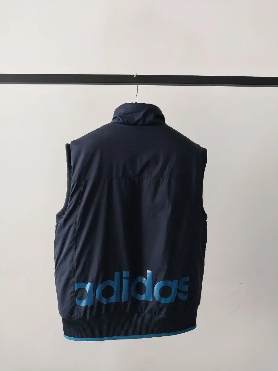 Adidas Linear Padded Vest (100)