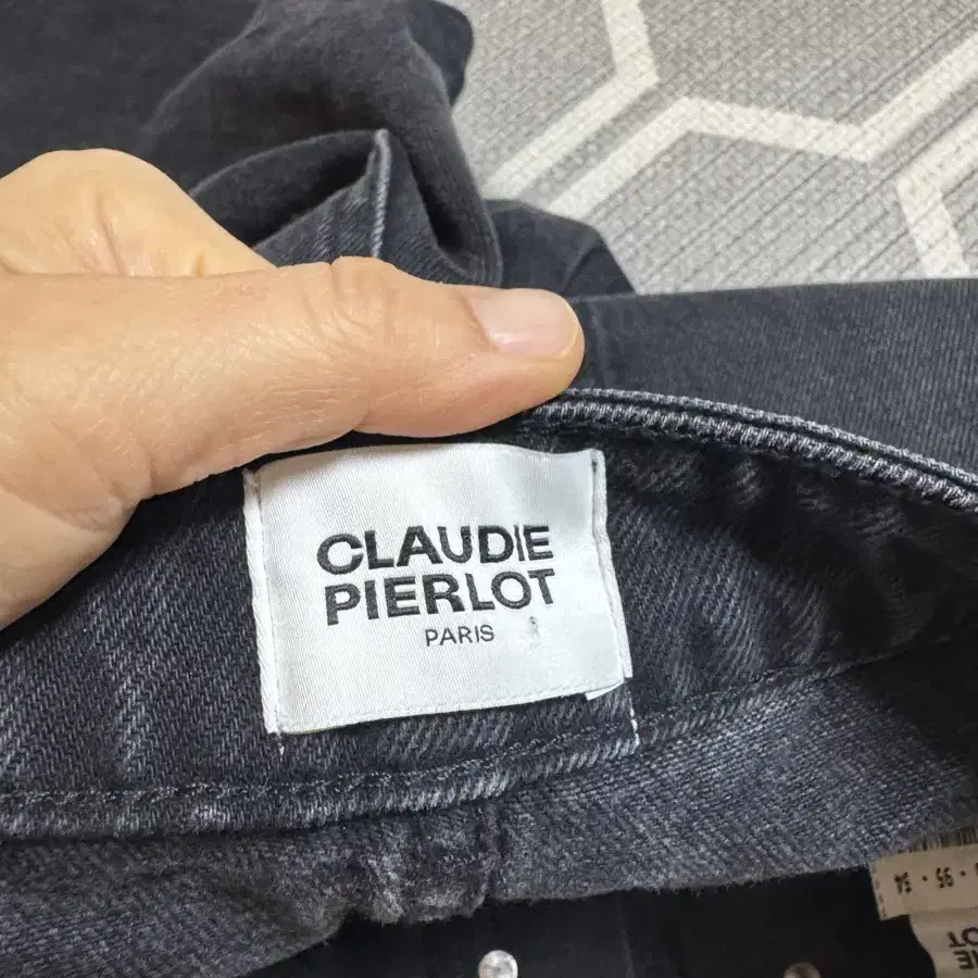 Claudie pierlot 끌로디피에로 블랙 청바지