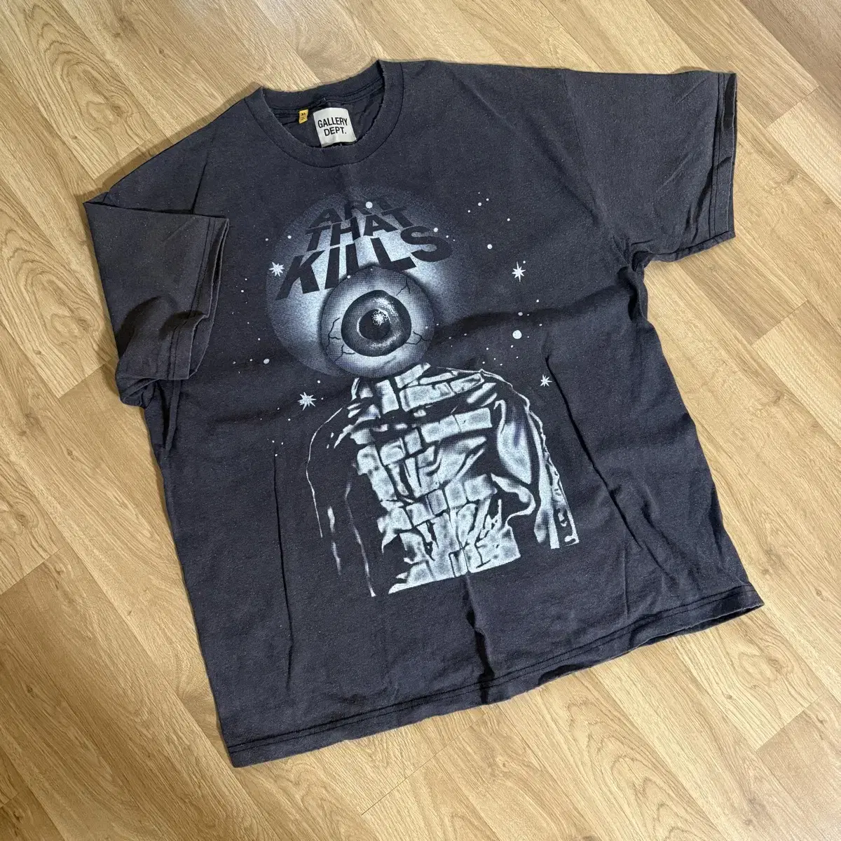 Gallery Division T-Shirt Size XL