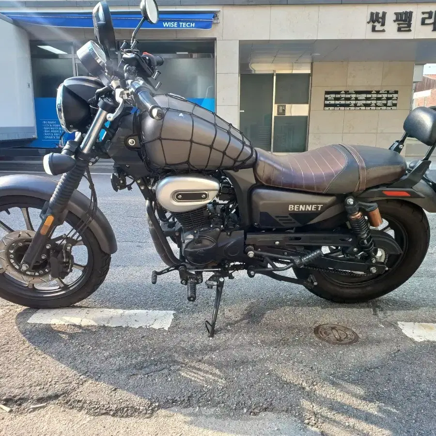 베네트 125