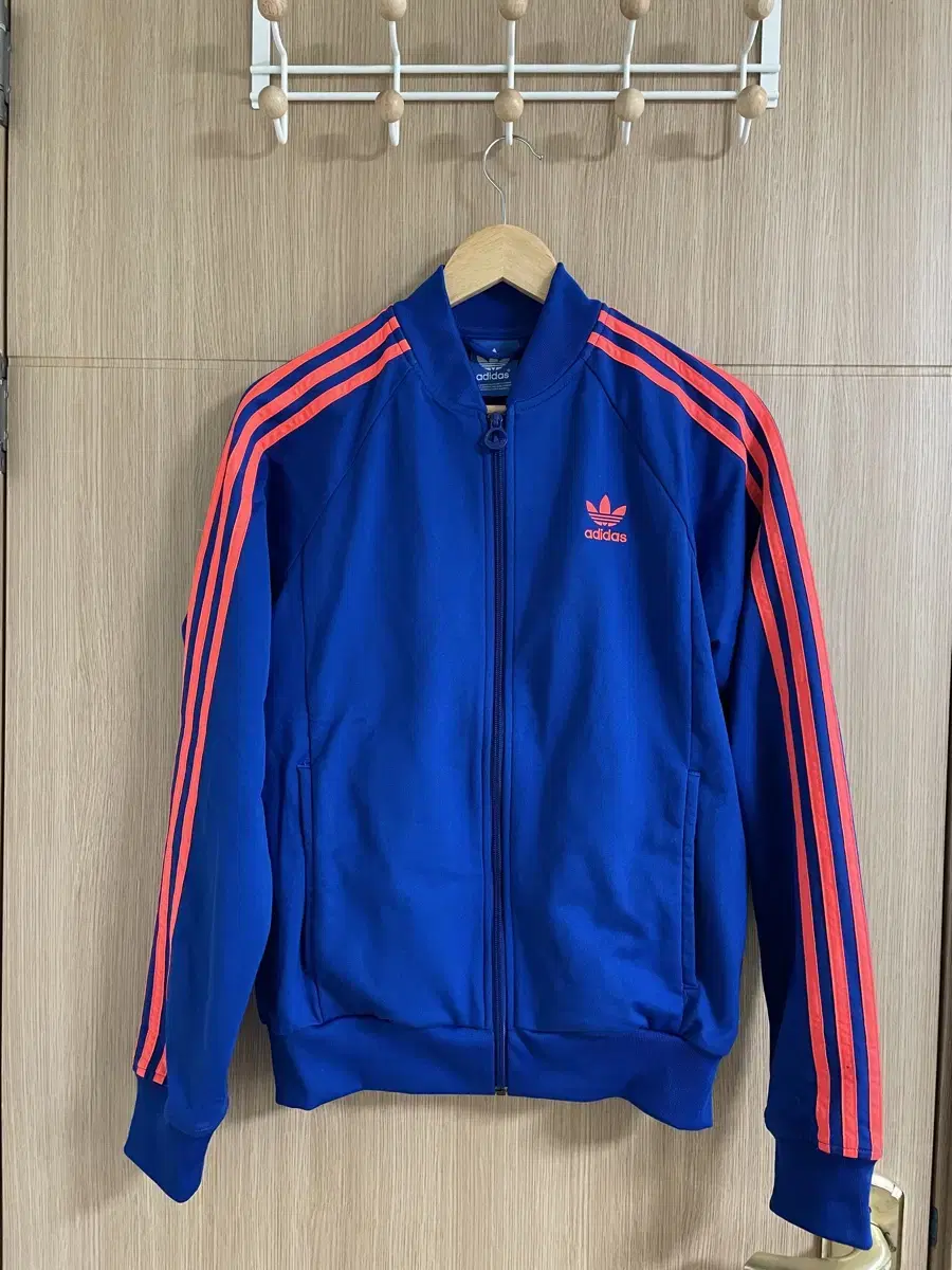 (Genuine) Brand New Adidas Jersey M