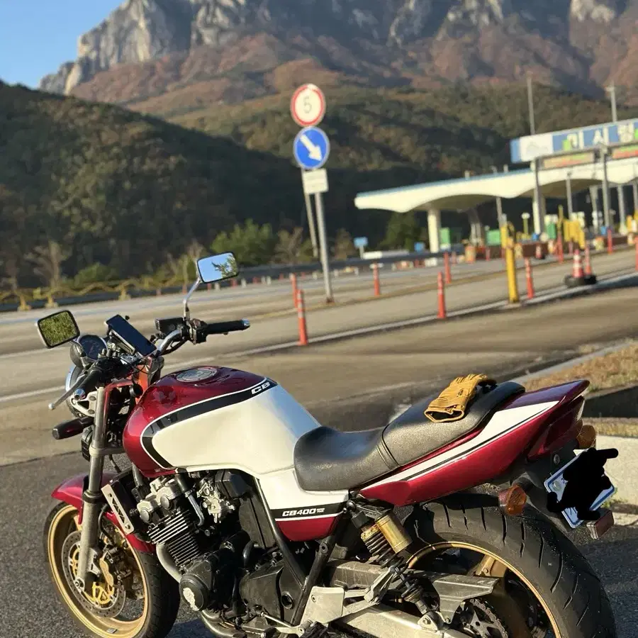 Cb400 vtec2 03년식 판매합니다.