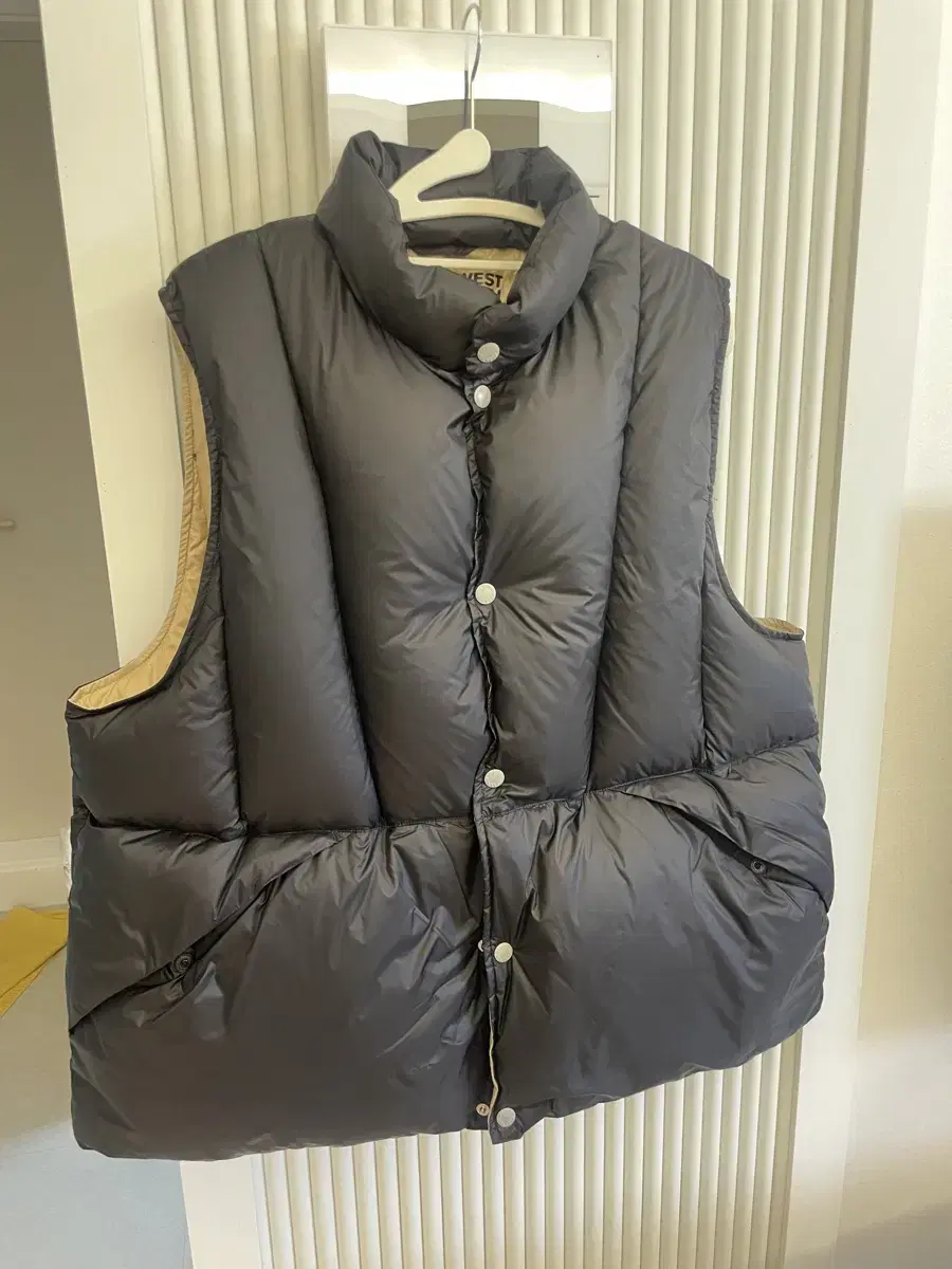 Non-heavyweight padded vest Black fatty vest Nike Padded Vest