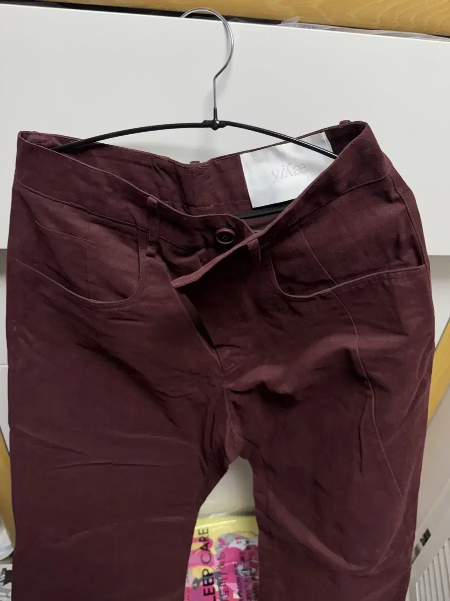 Yiyae Yiyae chino pants burgundy m