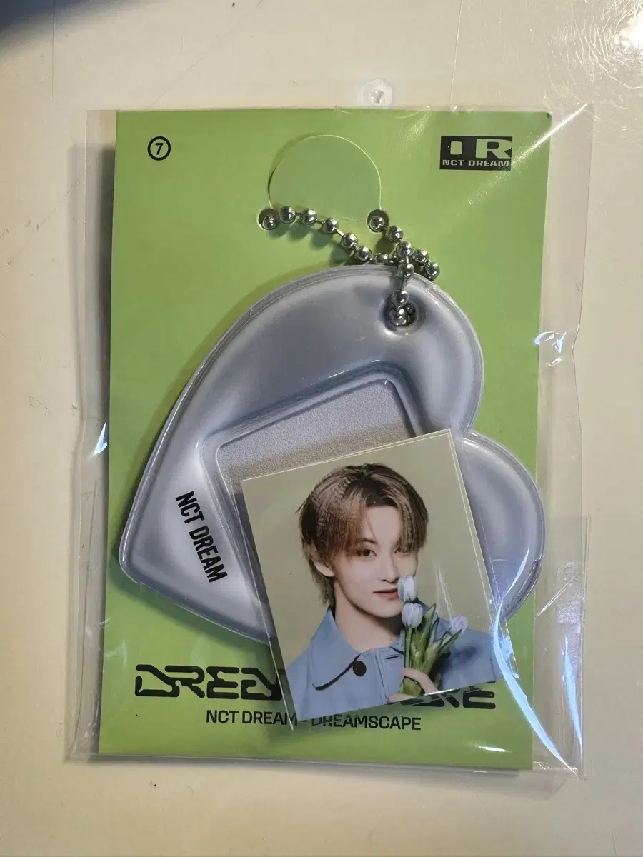 nct dream mark dreamscape pop up 증사 keyring wenamwit u