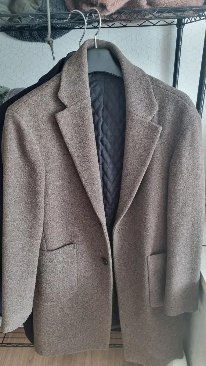 Men's Coat Size 105 (Kinloch, U's Dam)