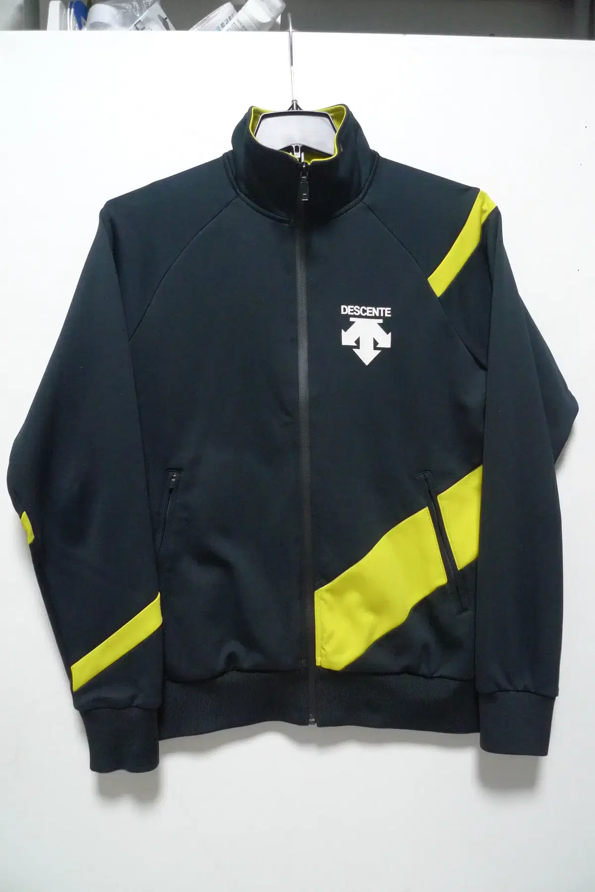 Desainte Full Zip-Up Jersey Jacket