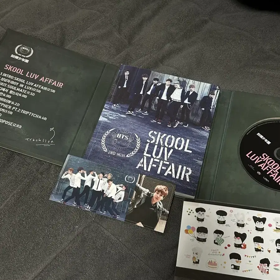 BTS 진 싸인앨범-SKOOL LUV AFFAIR