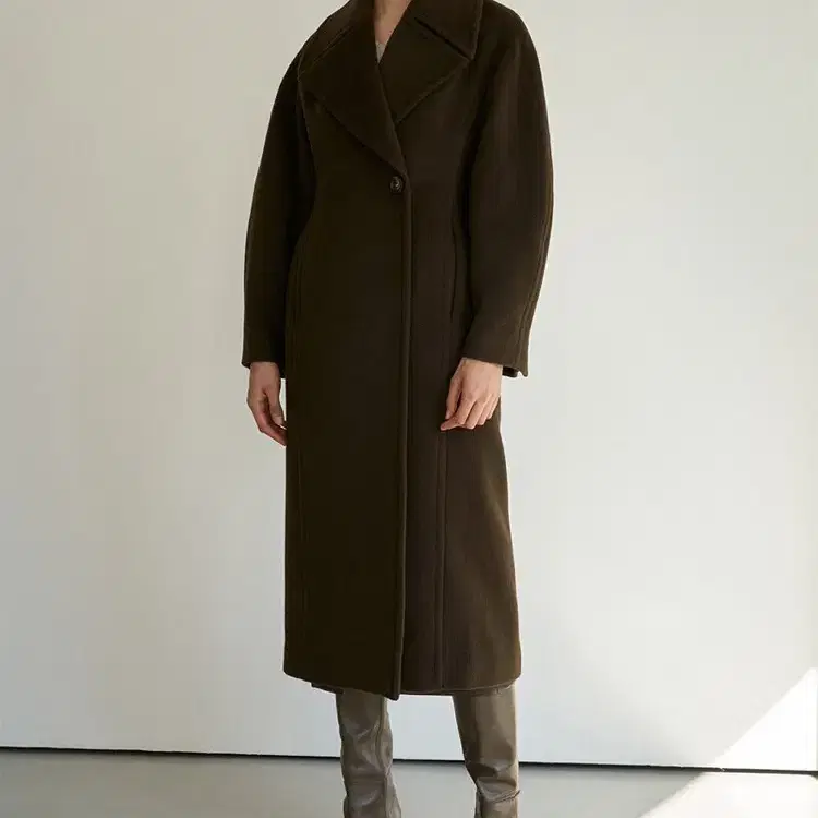 모한 TTW CASHMERE LINE VOLUME COAT 카키브라운 S