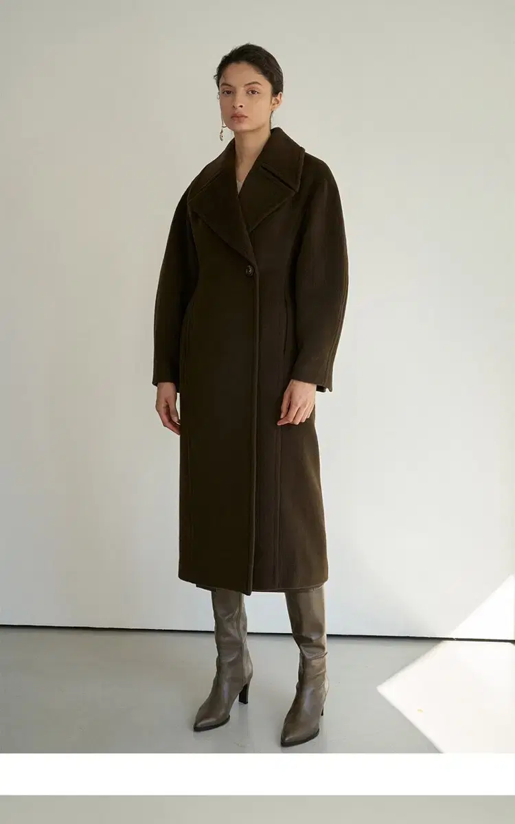 모한 TTW CASHMERE LINE VOLUME COAT 카키브라운 S