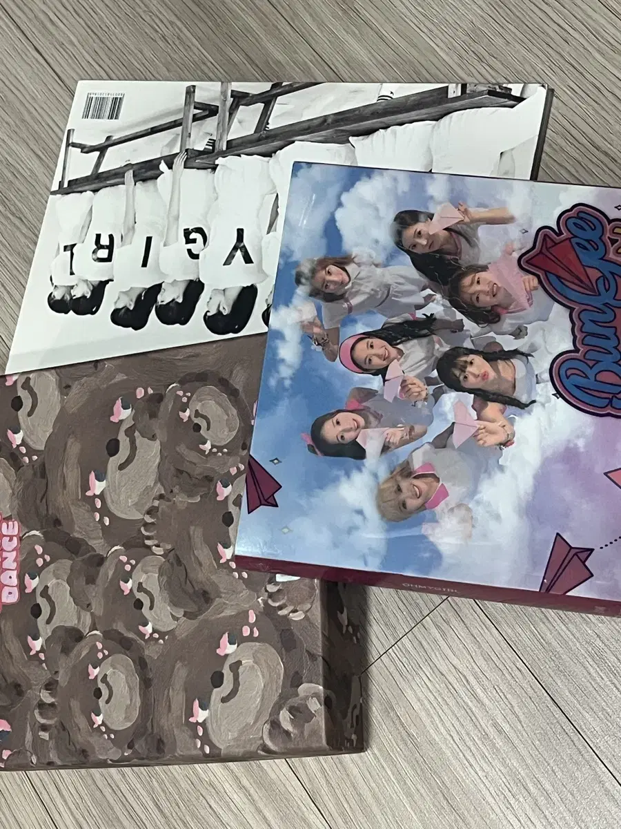 Oh My Girl Unsealed Album