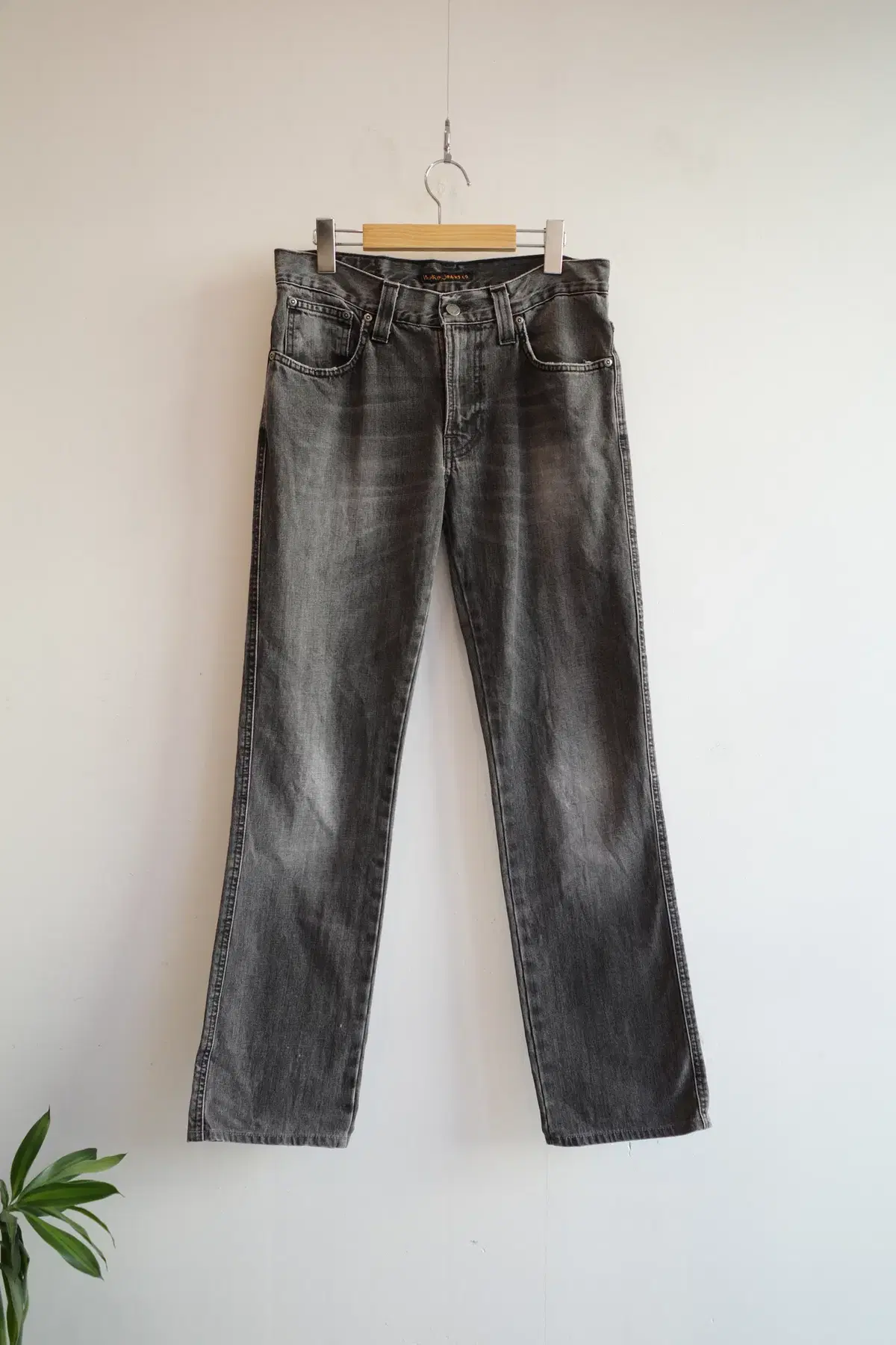 Nudie Jeans 누디진 흑청 데님팬츠 (ITALY MADE)