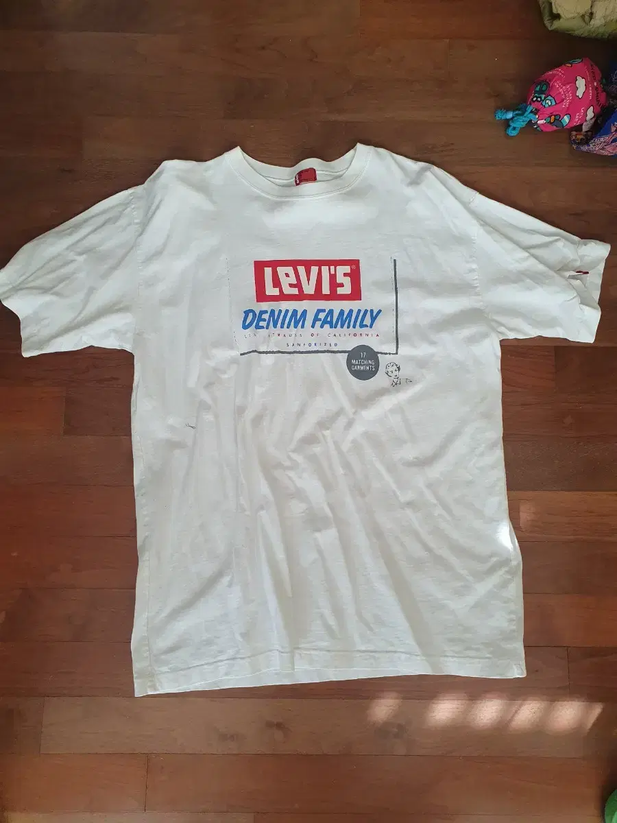 00s Levi's Vintage T-Shirt