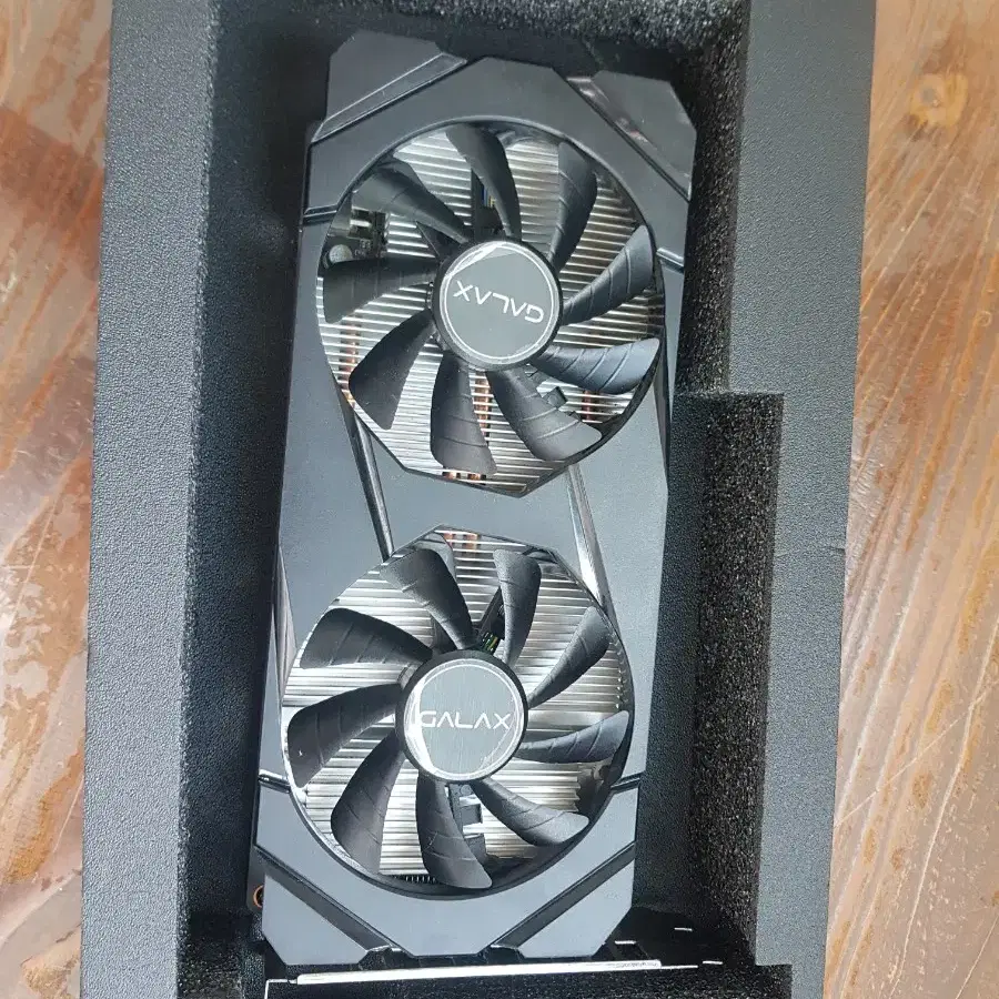 그래픽 카드 gtx 1660ti 판매합니다