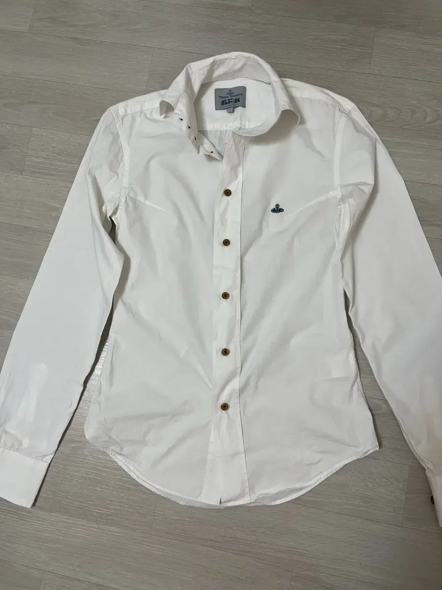 [Vivienne Westwood] Two-button shirt