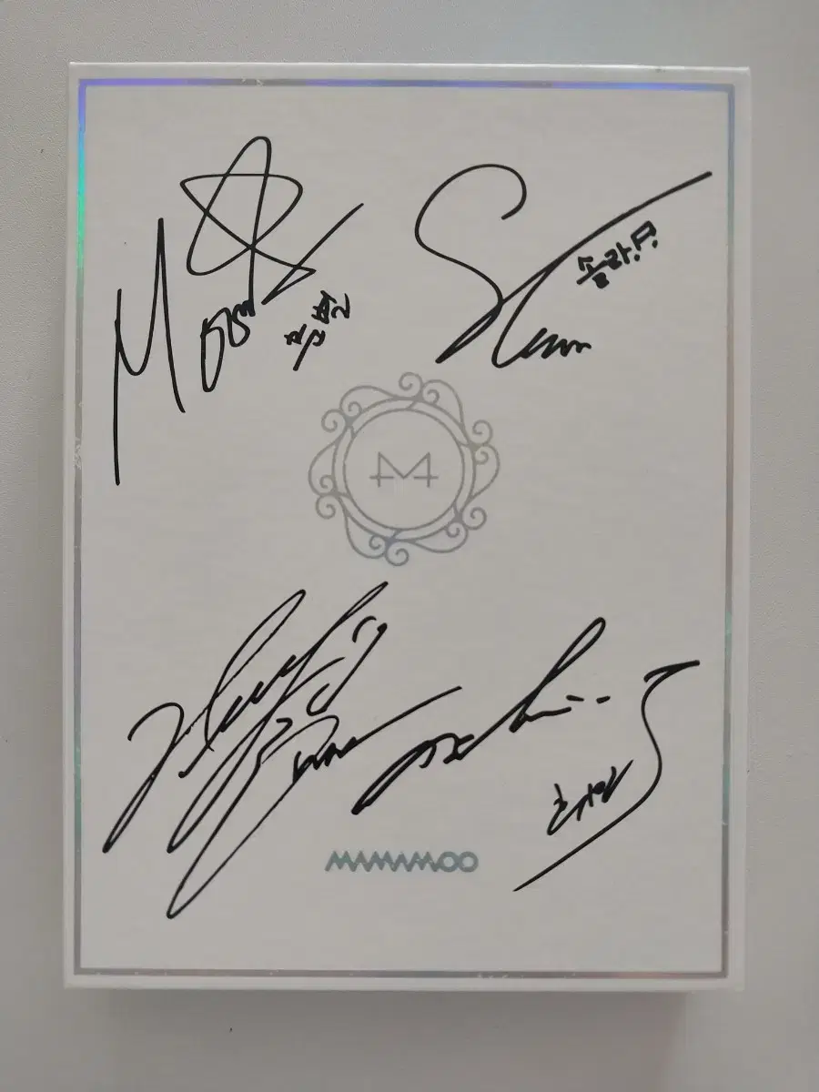 MAMAMOO Signed Albums