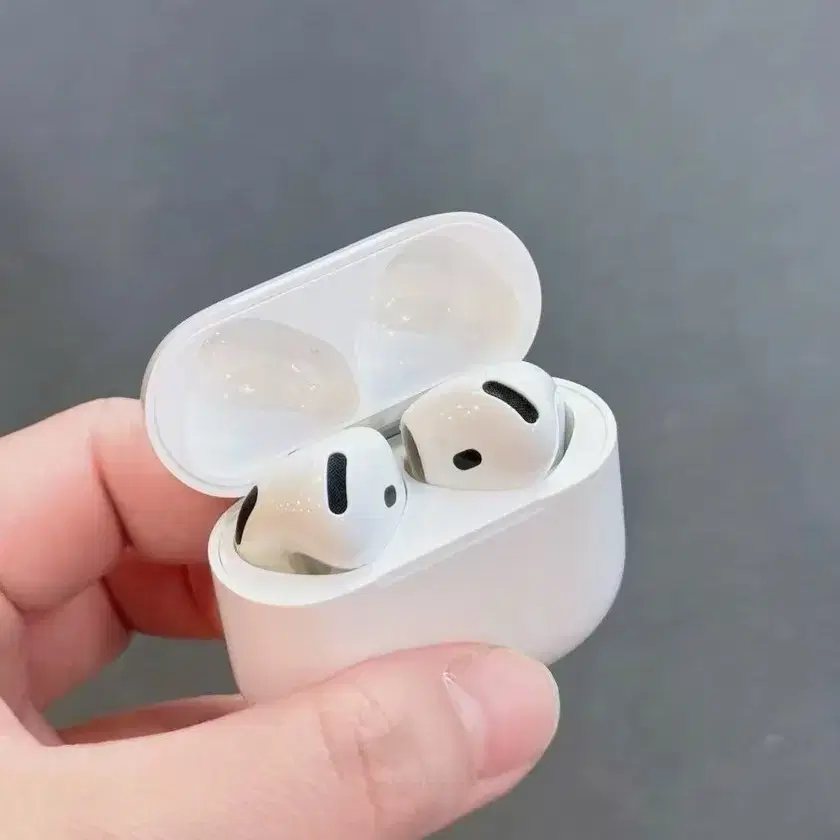 APPLE Airpods  4세대 반 인이어 타입 리얼 무선 노이즈 감소