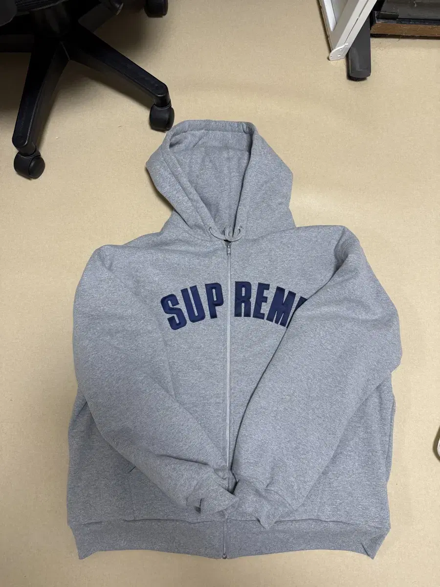 Supreme Arc Thermal Hooded Zip-up XL