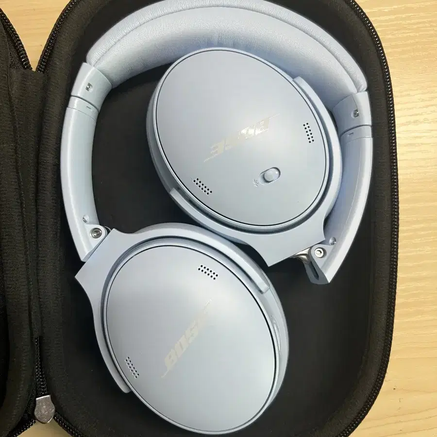 보스 quietcomfort headphones 문스톤블루 색상팝니다