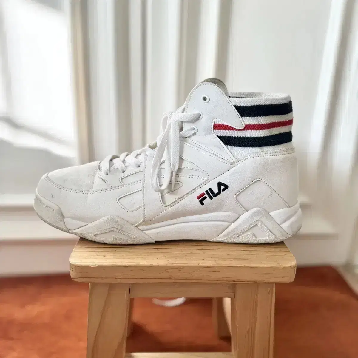 FILA 휠라 더 케이지 TC 한정판 280사이즈