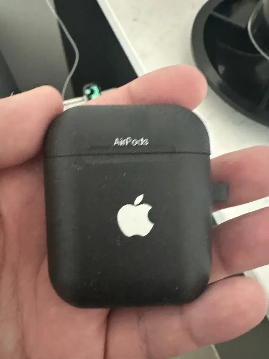 AirPods 2 (in good condition)