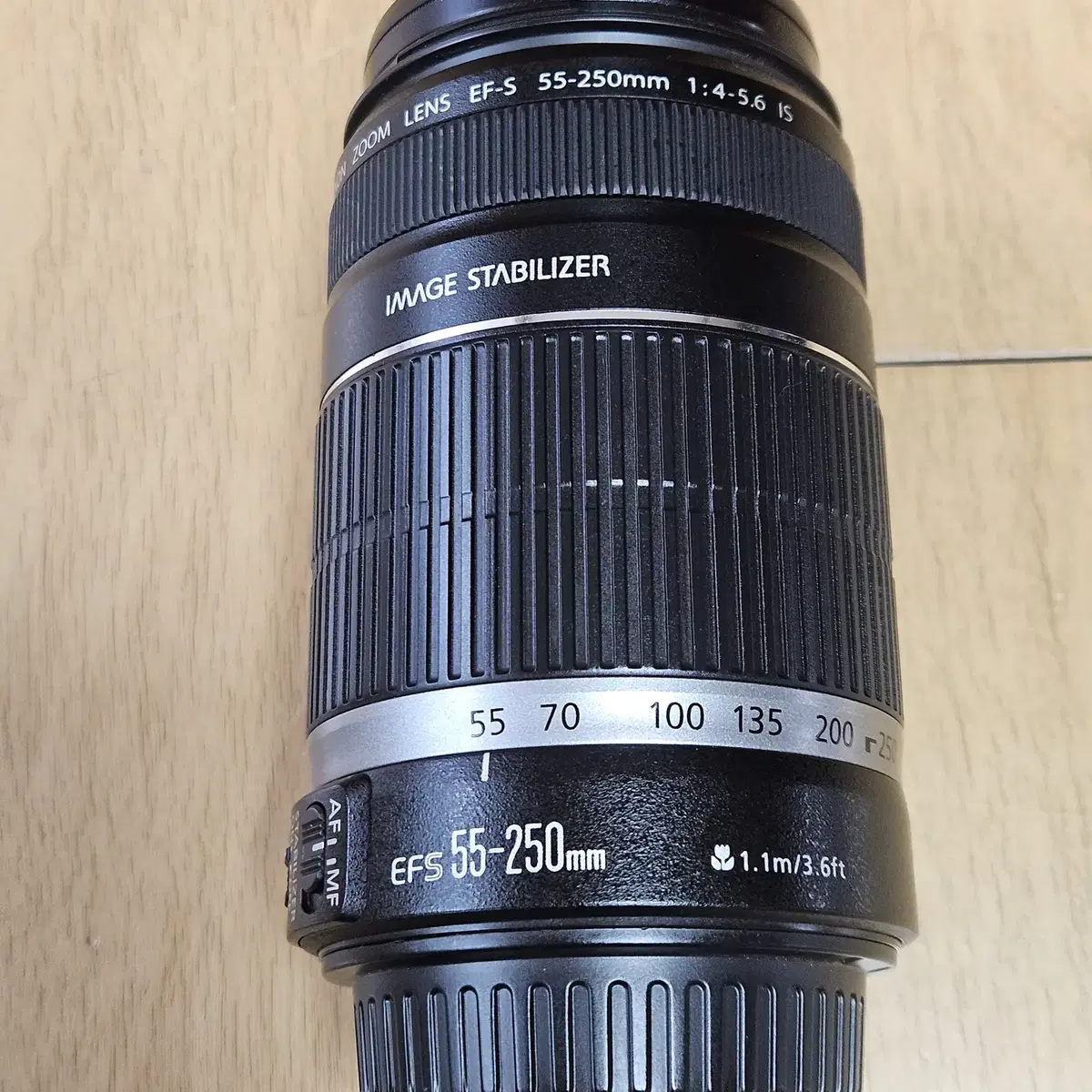 캐논 ef-s 55-250 mm is  망원렌즈(헝그리렌즈) 판매합니다