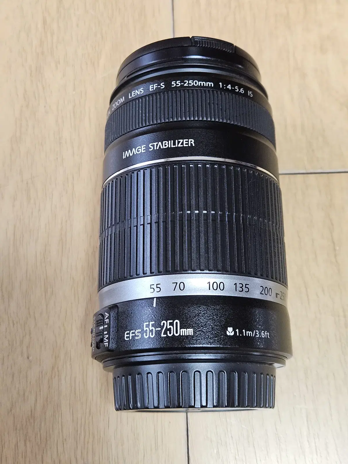 캐논 ef-s 55-250 mm is  망원렌즈(헝그리렌즈) 판매합니다