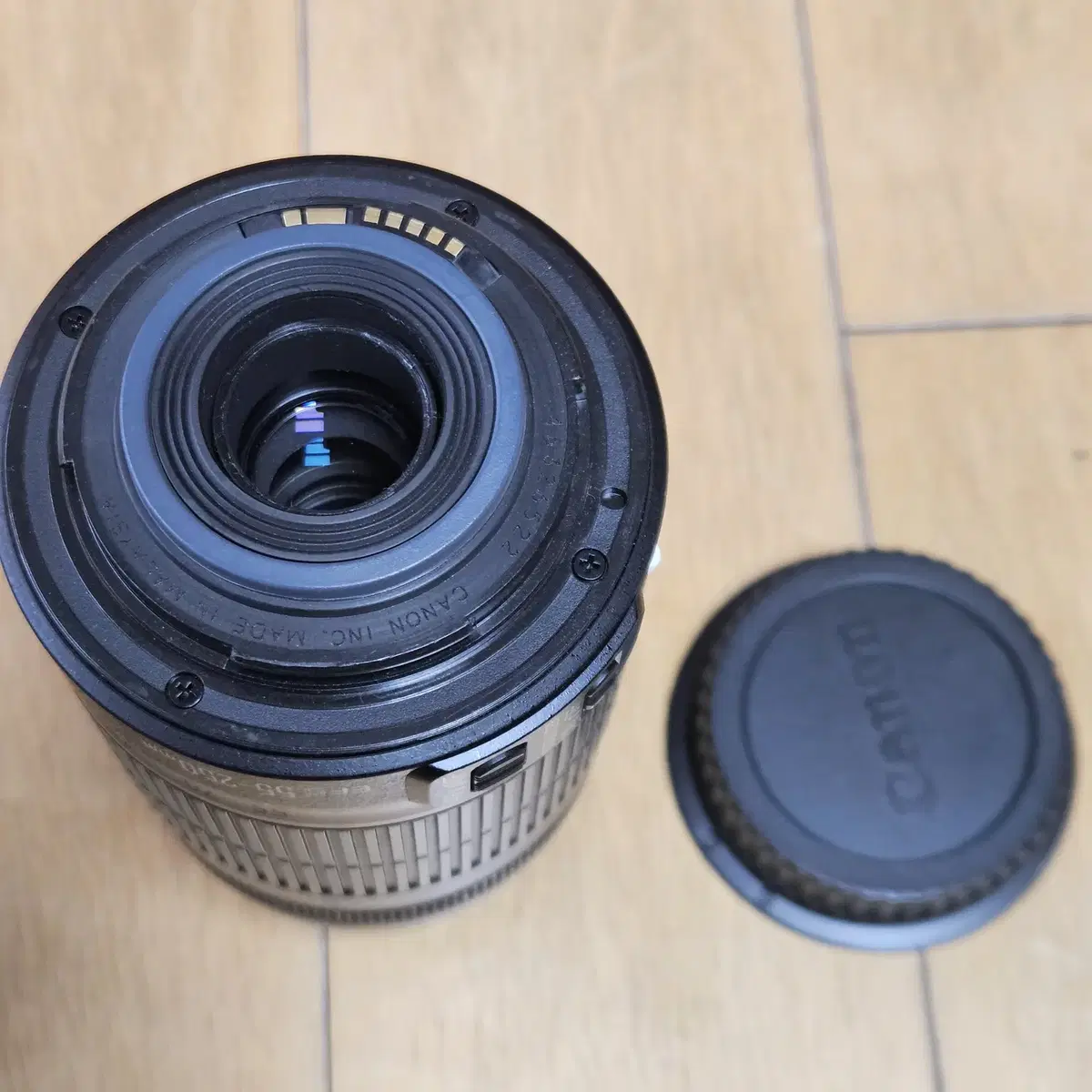 캐논 ef-s 55-250 mm is  망원렌즈(헝그리렌즈) 판매합니다