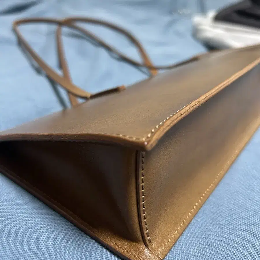 H8 GAUCHO SQUARE BAG (FANGO)