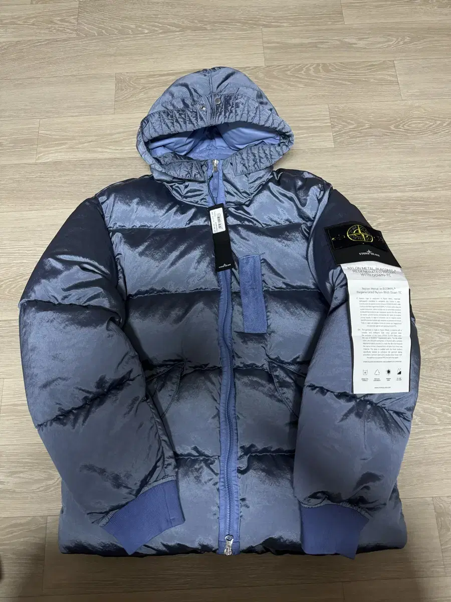 22FW M Stone Island NylonMetal Padded Powder Bloo