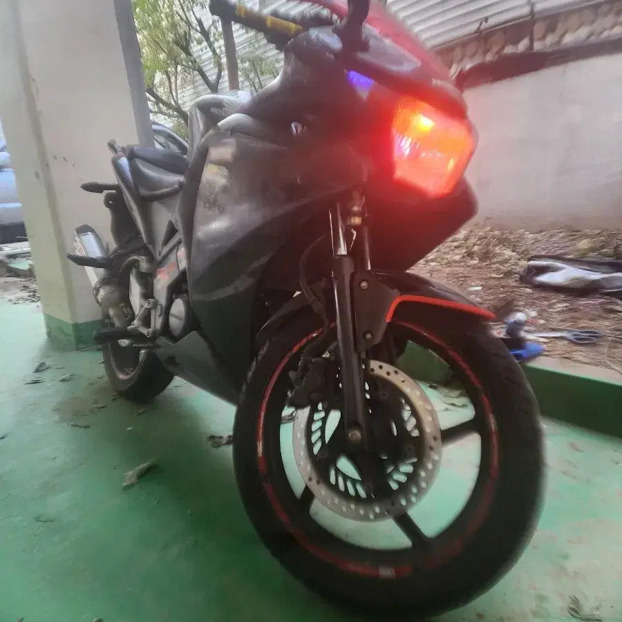 cbr125r (무서류 차량)판매